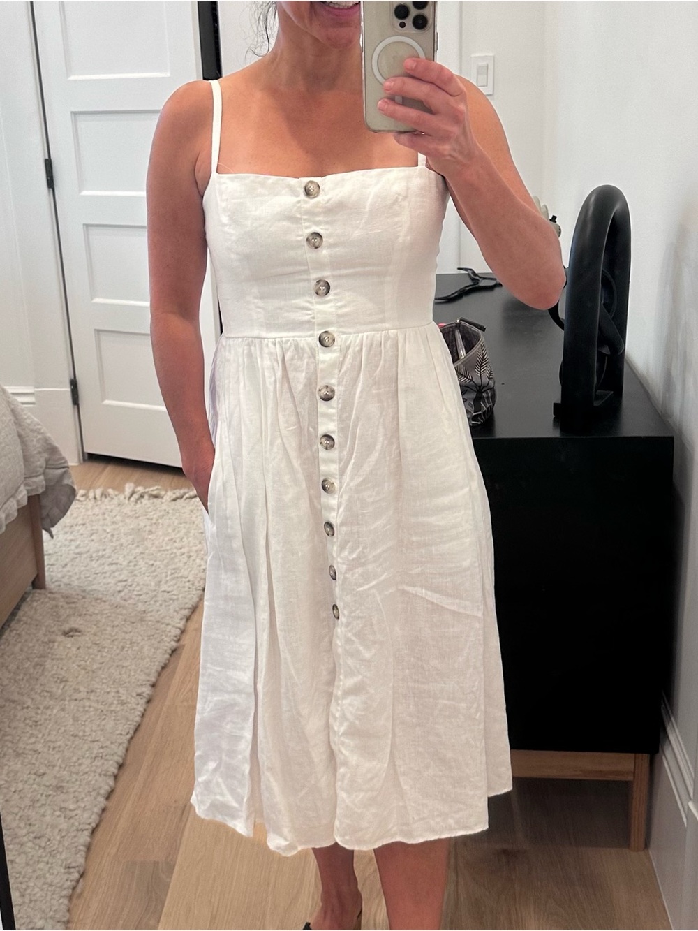 Reformation Sun Dress - Picture 4 of 9